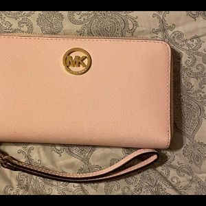 Pink Michael Kors Wristlet Wallet